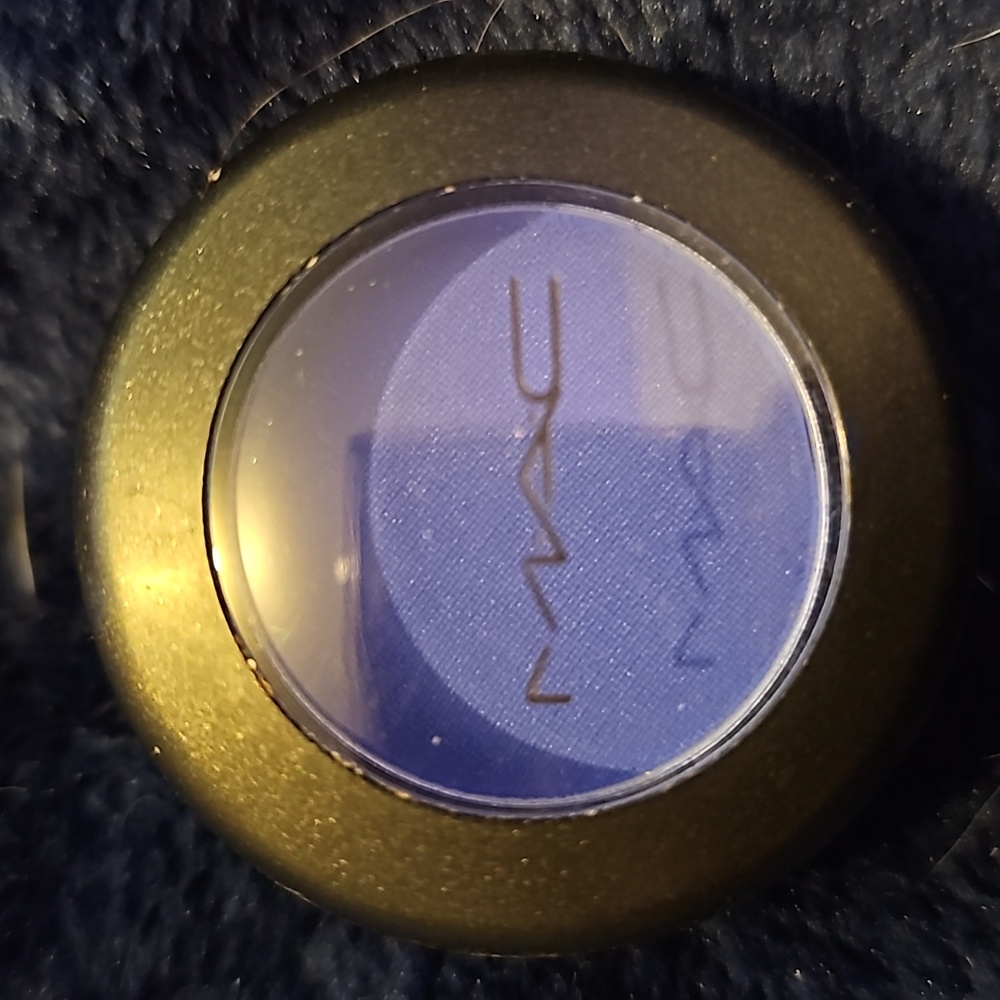 MAC Atlantic Blue Single Eye Shadow